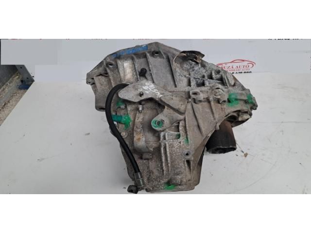 bontott DACIA DUSTER Váltó (Mechanikus)