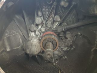 bontott DACIA DUSTER Váltó (Mechanikus)