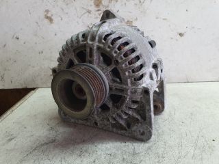 bontott DACIA DUSTER Generátor