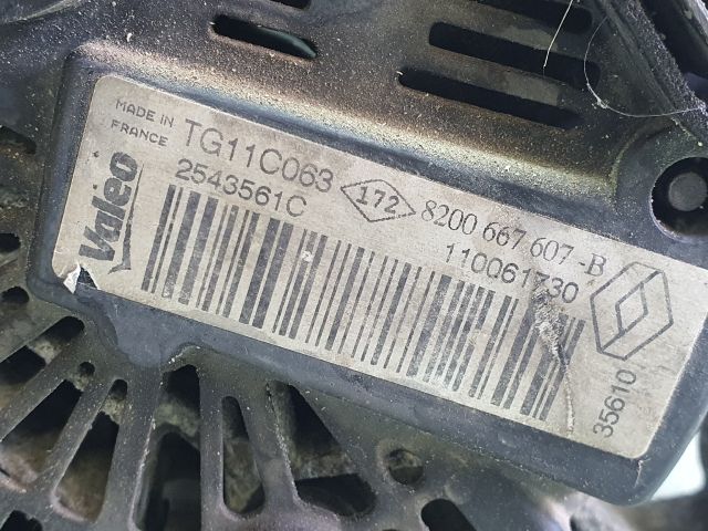 bontott DACIA DUSTER Generátor