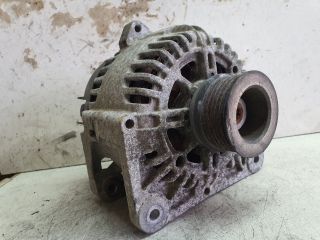 bontott DACIA DUSTER Generátor