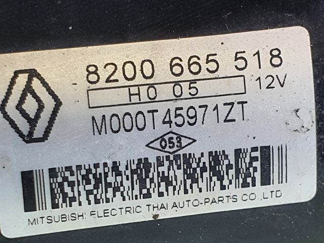 bontott DACIA DUSTER Önindító