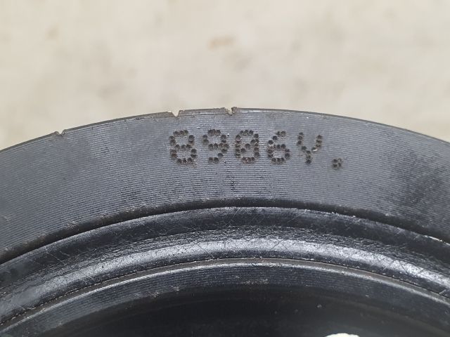 bontott DACIA DUSTER Főtengely Szíjtárcsa