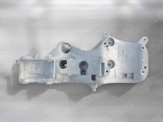 bontott DACIA DUSTER Generátor Tartó Bak