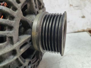 bontott DACIA DUSTER Generátor