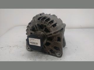 bontott DACIA DUSTER Generátor