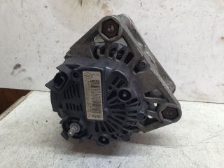 bontott DACIA DUSTER Generátor