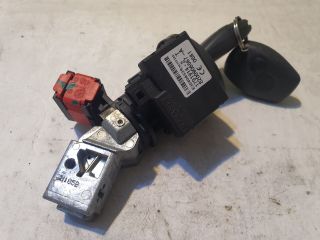 bontott DACIA DUSTER Gyújtáskapcsoló Házzal