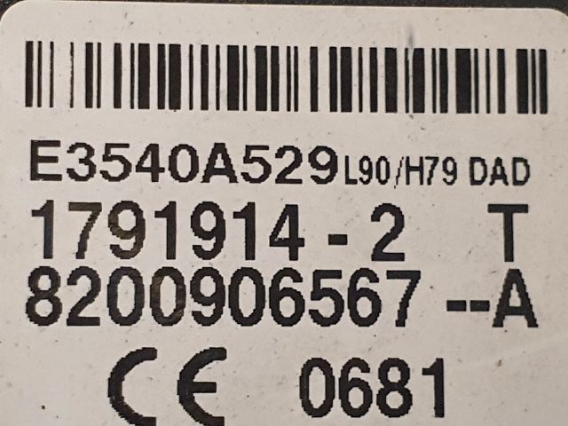 bontott DACIA DUSTER Gyújtáskapcsoló Házzal