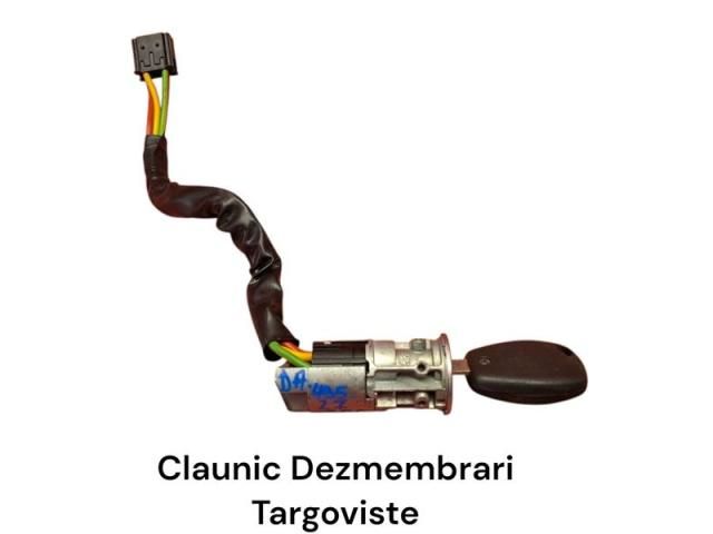 bontott DACIA DUSTER Gyújtáskapcsoló