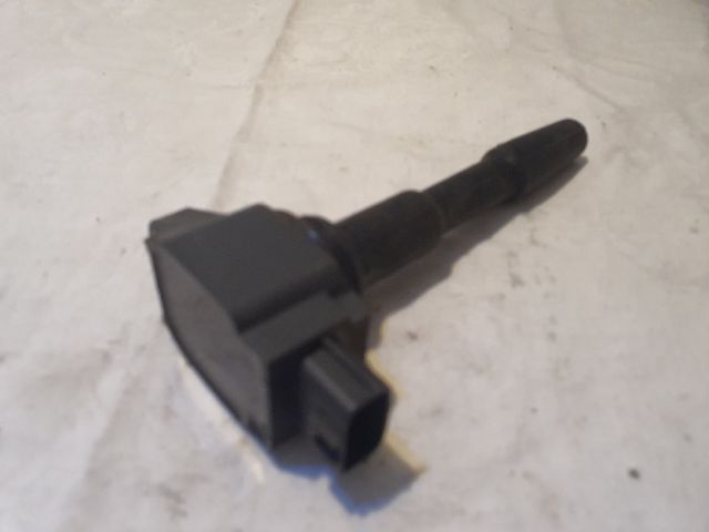 bontott DACIA DUSTER Gyújtótrafó