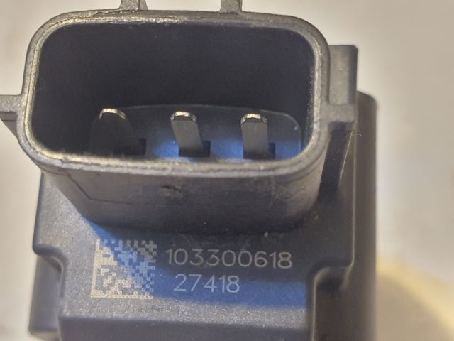 bontott DACIA DUSTER Gyújtótrafó