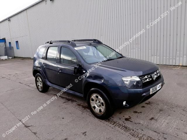 bontott DACIA DUSTER Jobb első Csonkállvány