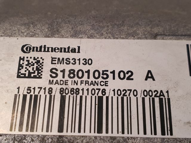 bontott DACIA DUSTER Motorvezérlő