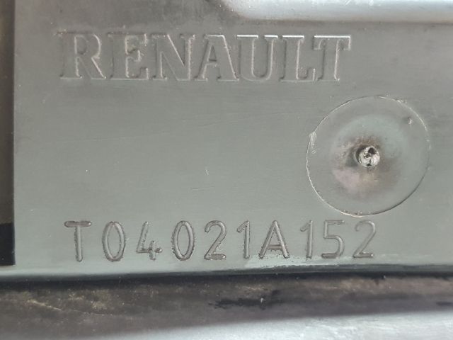 bontott DACIA DUSTER Rezonátor