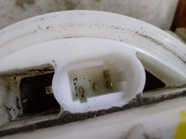 bontott DACIA DUSTER Üzemanyag Szivattyú