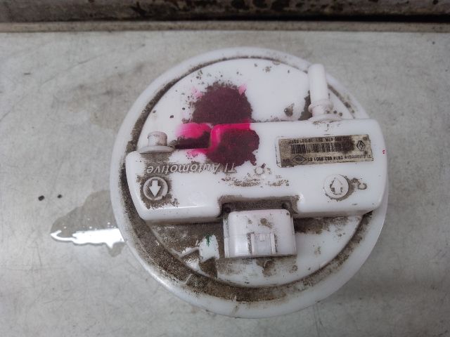 bontott DACIA DUSTER Üzemanyag Szivattyú