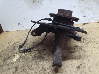 bontott DACIA DUSTER Bal első Kerékagy