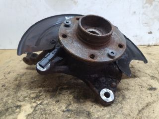 bontott DACIA DUSTER Bal első Kerékagy