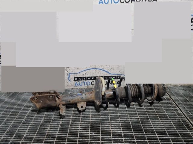 bontott DACIA DUSTER Bal első Lengéscsillapító