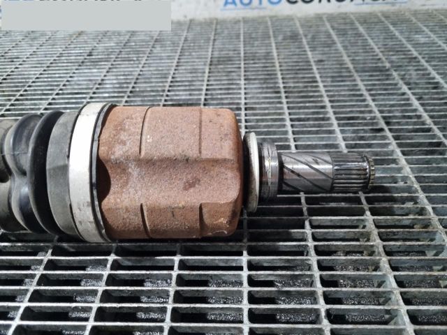 bontott DACIA DUSTER Bal Féltengely