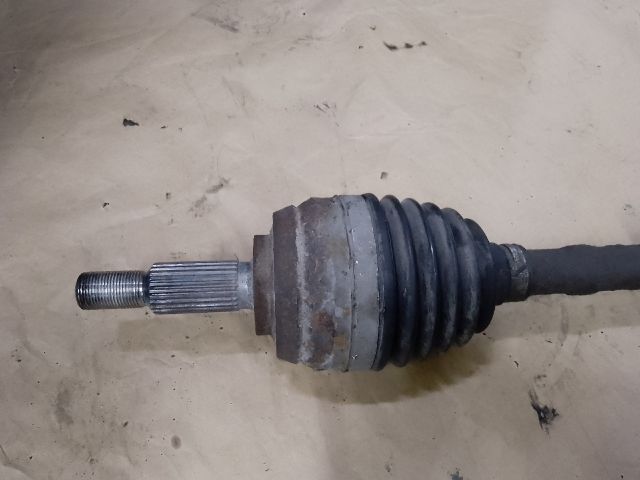 bontott DACIA DUSTER Bal Féltengely