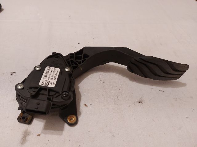 bontott DACIA DUSTER Gázpedál (Elektromos)