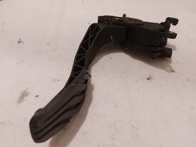 bontott DACIA DUSTER Gázpedál (Elektromos)