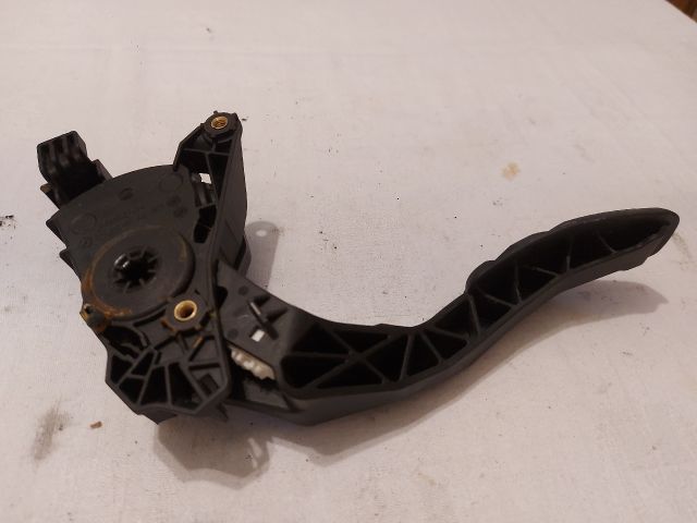 bontott DACIA DUSTER Gázpedál (Elektromos)