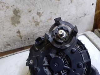 bontott DACIA DUSTER Generátor