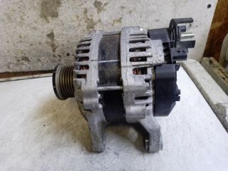 bontott DACIA DUSTER Generátor