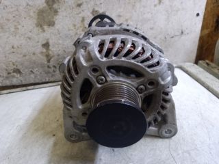 bontott DACIA DUSTER Generátor