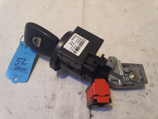 bontott DACIA DUSTER Gyújtáskapcsoló Házzal