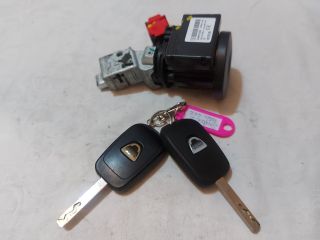 bontott DACIA DUSTER Gyújtáskapcsoló Házzal