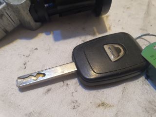 bontott DACIA DUSTER Gyújtáskapcsoló Házzal