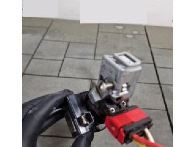 bontott DACIA DUSTER Gyújtáskapcsoló