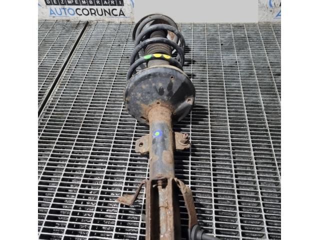 bontott DACIA DUSTER Jobb első Lengéscsillapító