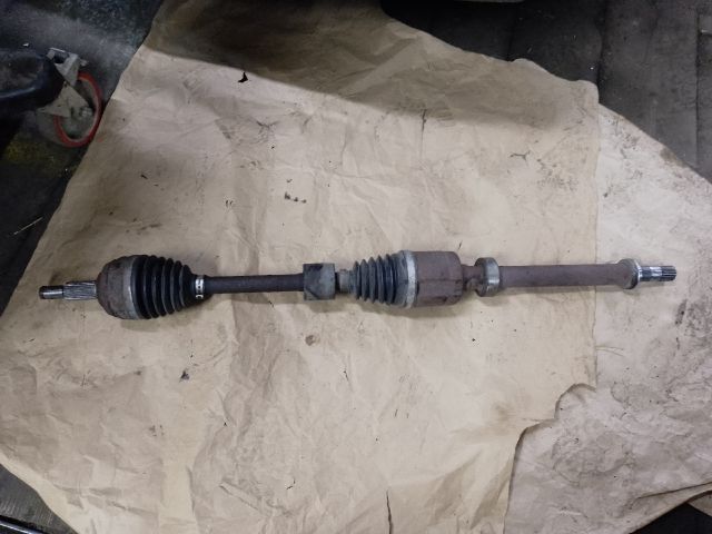 bontott DACIA DUSTER Jobb Féltengely