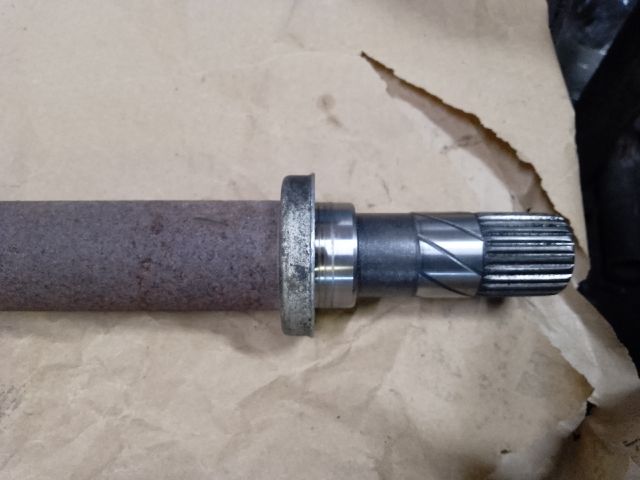 bontott DACIA DUSTER Jobb Féltengely