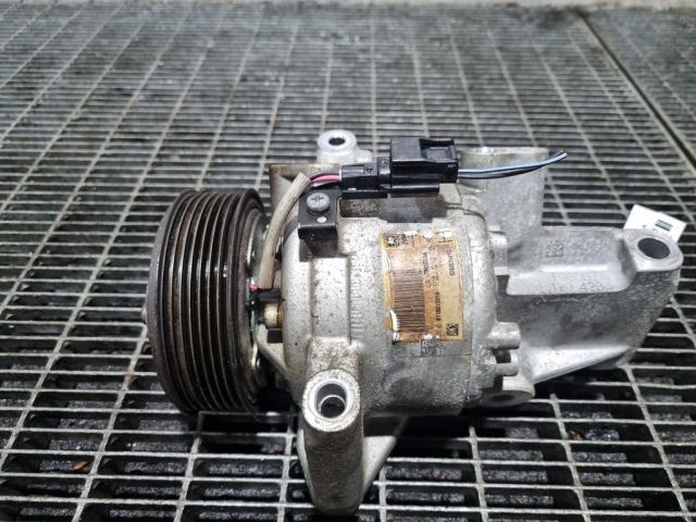 bontott DACIA DUSTER Klímakompresszor