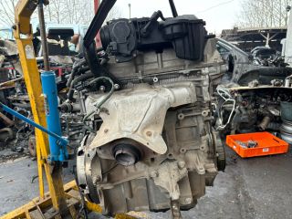 bontott DACIA DUSTER Komplett Motor (Segédberendezésekkel)