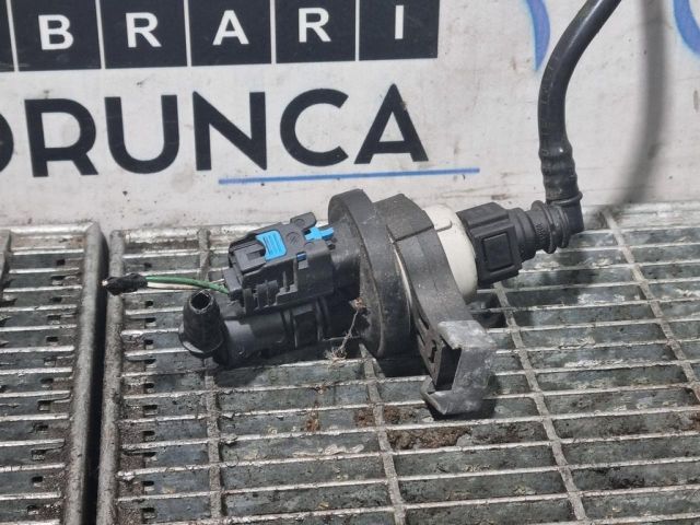 bontott DACIA DUSTER Lefújószelep