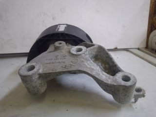 bontott DACIA DUSTER Motor Tartó Bak Jobb