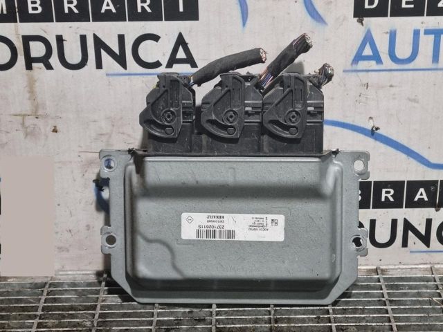 bontott DACIA DUSTER Motorvezérlő