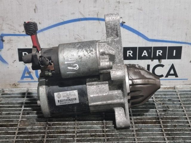 bontott DACIA DUSTER Önindító