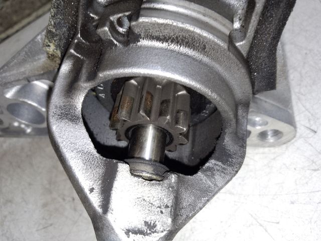 bontott DACIA DUSTER Önindító