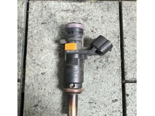 bontott DACIA DUSTER Porlasztó (1 db)