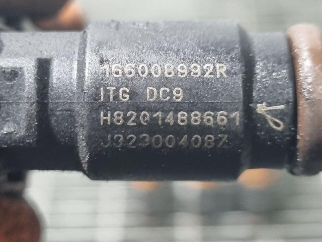 bontott DACIA DUSTER Porlasztó (1 db)