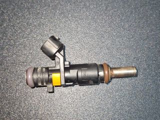 bontott DACIA DUSTER Porlasztó (1 db)