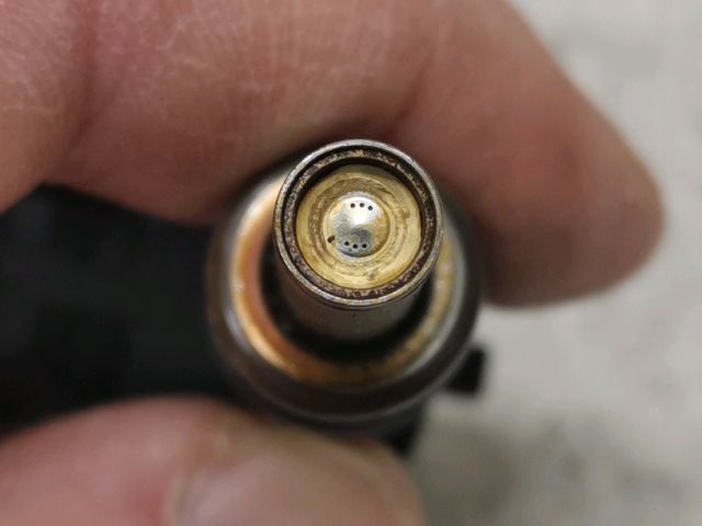 bontott DACIA DUSTER Porlasztó (1 db)